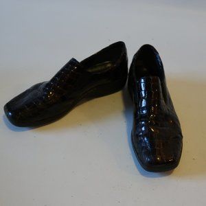 DORNDORF PATENT LEATHER WEDGE SHOES 7.5 US/10 *